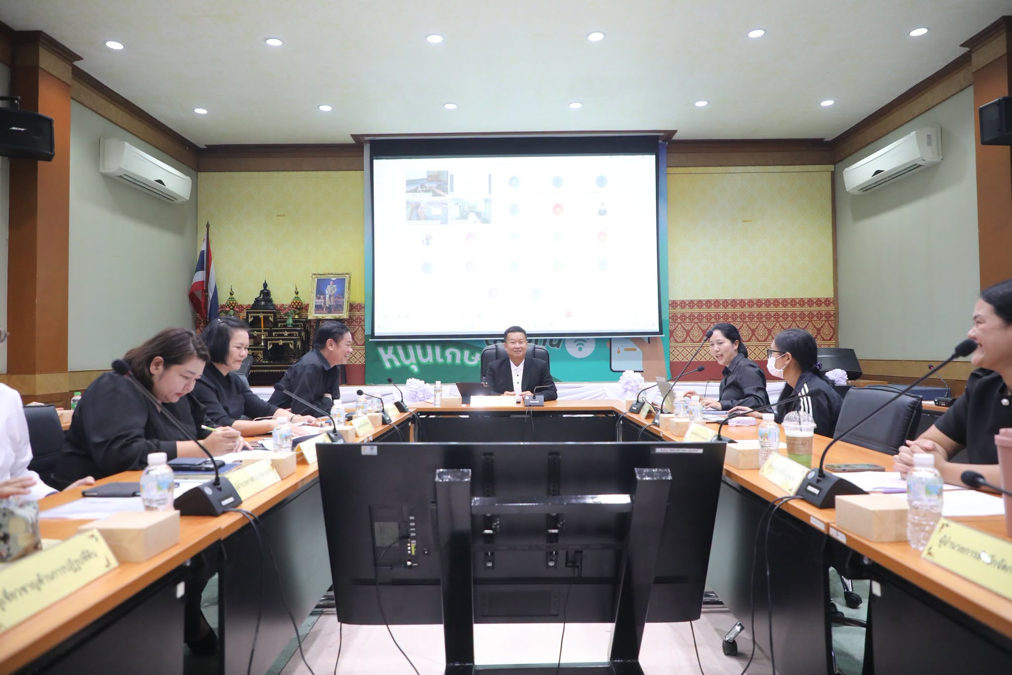 title - ประชุมคณะทำงานกำหนดตัวชี้วัด กำกับและติดตามผลการถ่ายทอดตัวชี้วัดระดับองค์กรสู่ระดับหน่วยงาน (Cascading) ของสำนักงานการปฏิรูปที่ดินเพื่อเกษตรกรรม (ส.ป.ก.) ครั้งที่  1/2569